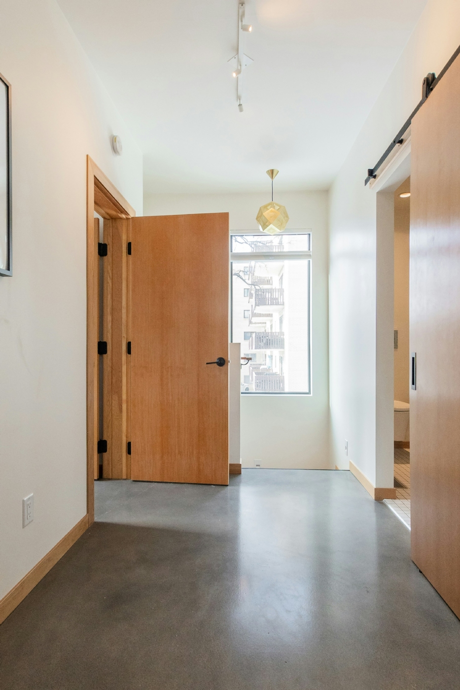 jon-stebbe-nJn7YAFitzQ-unsplash